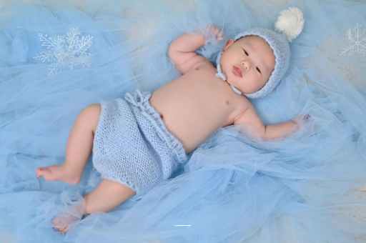 借卵生子咨询宝宝睡觉淌汗