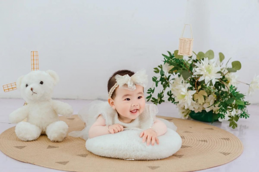 借卵生子咨询宝宝爱放屁怎么回事